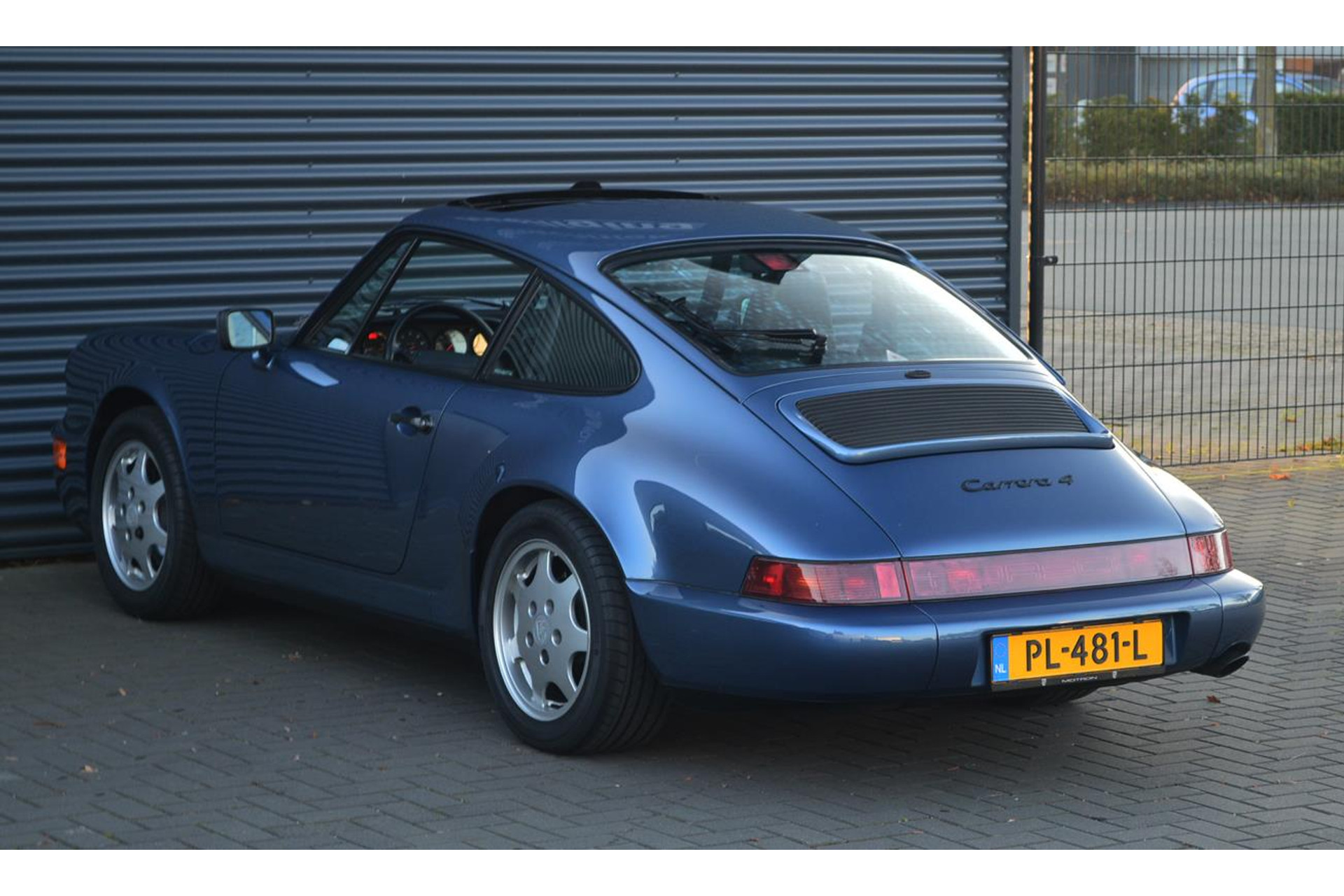 45574484-6.jpg