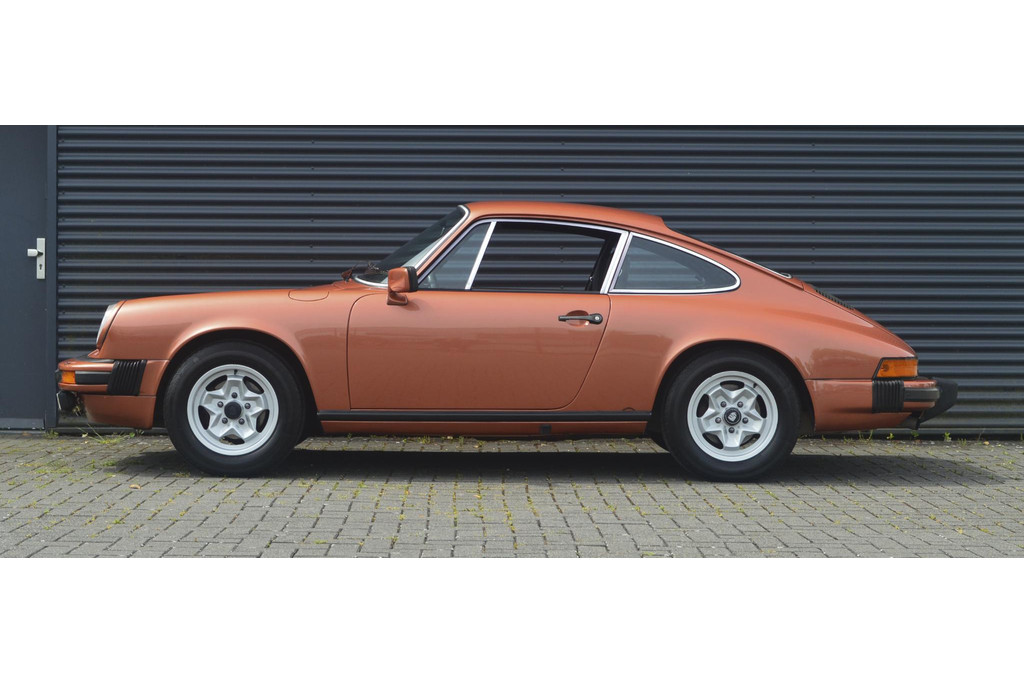 54226143-5.jpg